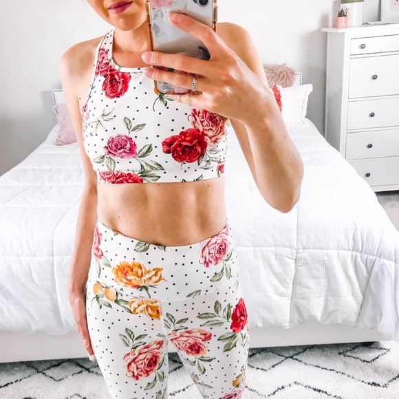 Polka Dot Trendy Floral White Yoga Workout Top - Picture 3 of 8